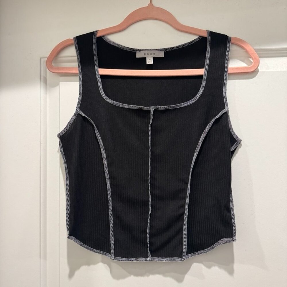 Gaze‎ Black Ribbed Tank Top Size Medium White Overlock Stitch Detail Like New